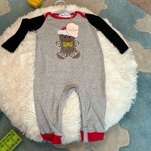 NWT 6-12m Gingerbread Pajamas